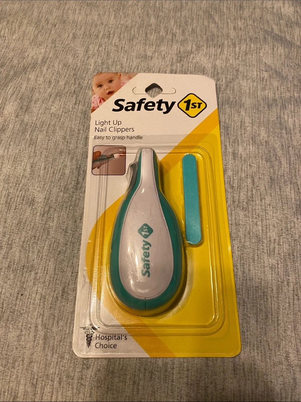 Safety 1st Light Up Baby Nail Clippers No Slip Easy Grip & Nuby Brush/Comb NEW